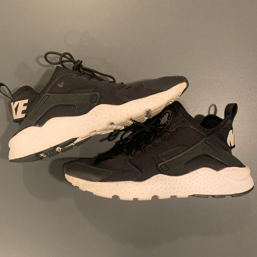 Nike Wmns Air Huarache Run